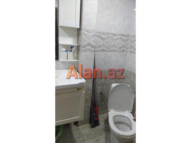 8-ci kilometr qəsəbəsində qanuni 3 otaqlı mənzil
