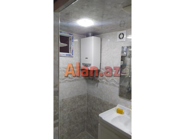 8-ci kilometr qəsəbəsində qanuni 3 otaqlı mənzil