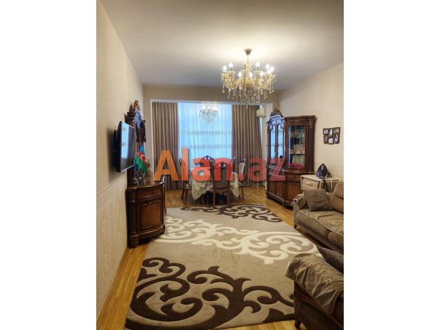 DİN-nin bınasında 3 otaqlı mənzil