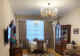 DİN-nin bınasında 3 otaqlı mənzil