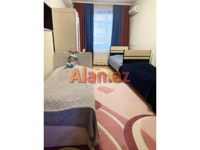 DİN-nin bınasında 3 otaqlı mənzil