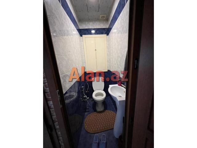 Yeni Günəşli, V Massivində 2 otaqlı əla təmirli mənzil