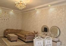 Buzovnada həyət evi satılır