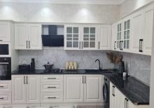 Buzovnada həyət evi satılır