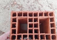 16 qəpikdən başlayan kərpiclər