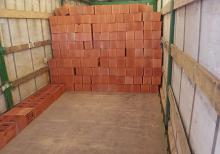 16 qəpikdən başlayan kərpiclər