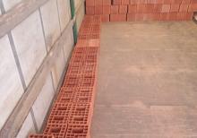 16 qəpikdən başlayan kərpiclər