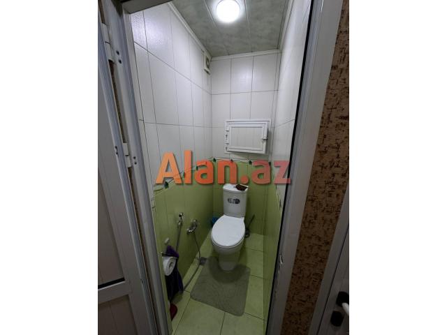 Qaraçuxurda məscidi yaxınlığında 4 otaqlı tam əşyalı mənzil