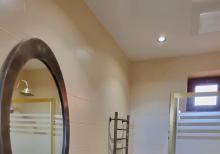 Buzovnada bağ evi satılır