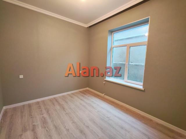 Məhəmmədi qəsəbəsində həyət evi satılır