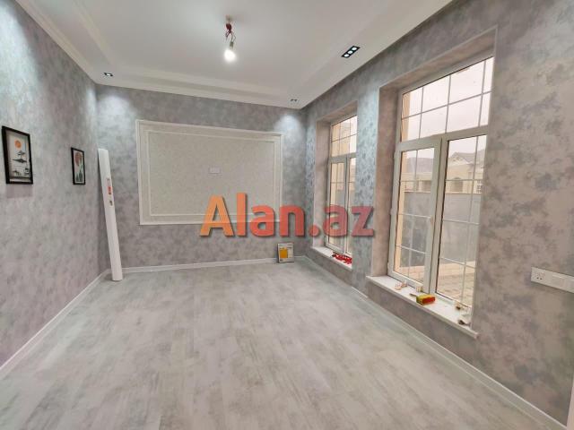 Məhəmmədi qəsəbəsində həyət evi satılır