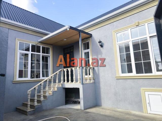 Ramanada həyət evi satılır