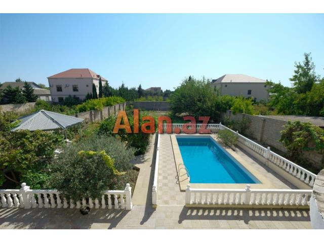 Buzovnada bağ evi satılır