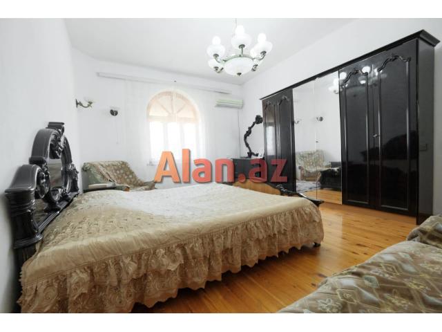 Buzovnada bağ evi satılır