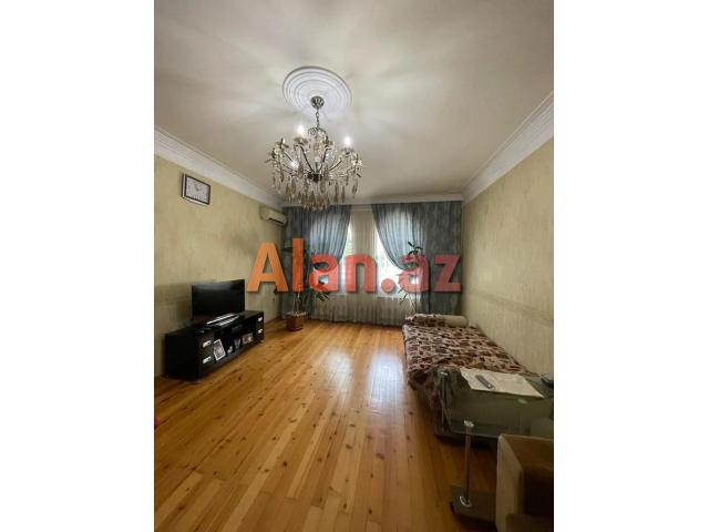 Biləcəridə Kupçalı 3 mərətbə 5 otaq villa