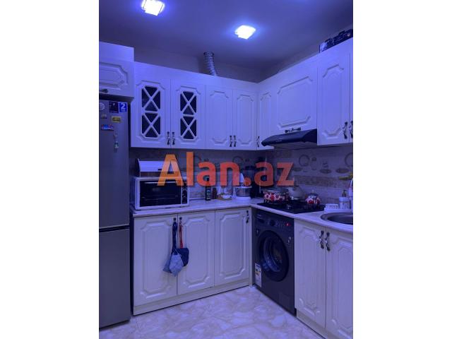 Zığ qəsəbəsində 2 otaqlı tam əşyalı əla mənzil