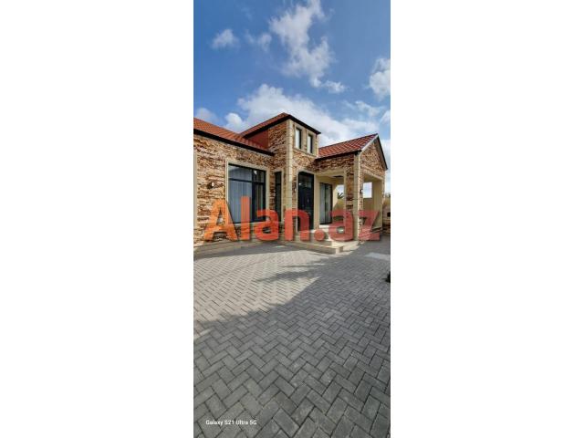 Buzovnada bağ evi satılır