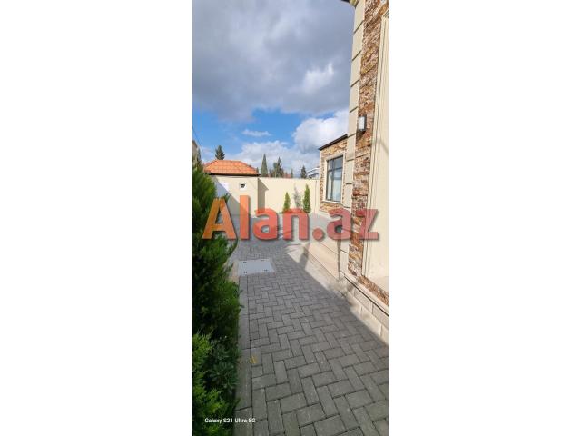 Buzovnada bağ evi satılır