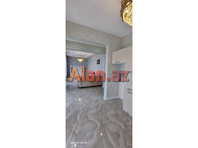 Buzovnada bağ evi satılır