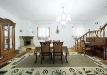 Buzovnada bağ evi satılır