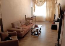 Razində 3 otaqlı tam əşyalı əla mənzil