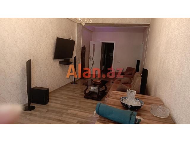 Razində 3 otaqlı tam əşyalı əla mənzil