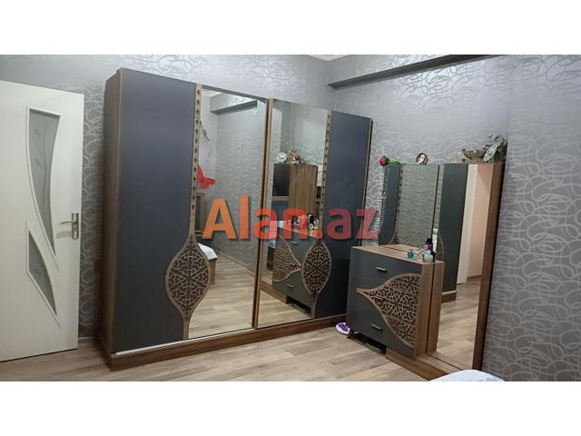 Razində 3 otaqlı tam əşyalı əla mənzil