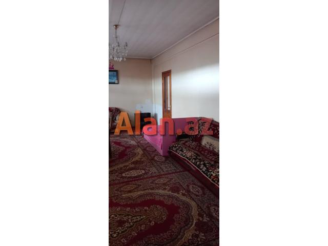 Bilgəhdə həyət evi satilir