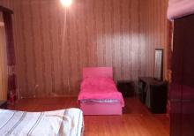 Bilgəhdə həyət evi satilir