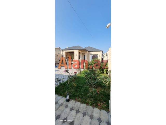 Buzovnada bağ evi satılır