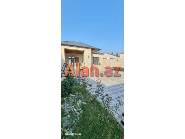 Buzovnada bağ evi satılır