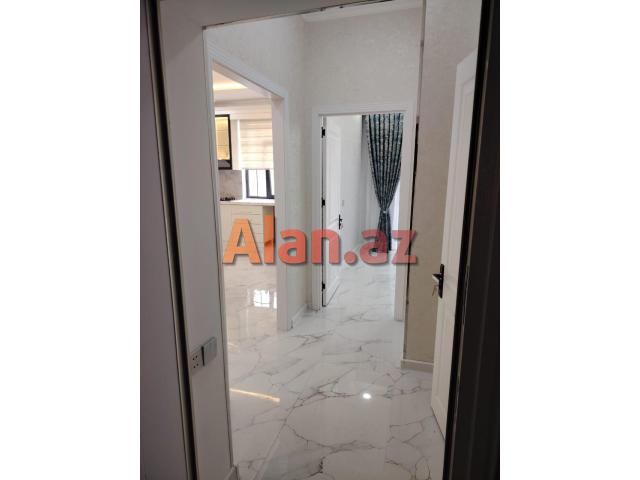 Həzi Aslanov Gənclər Parkının yanında 2 otaqlı əla təmirli mənzil
