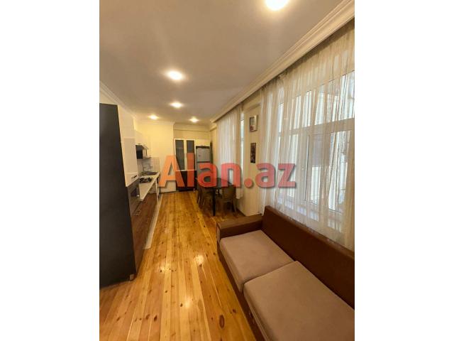 3 otagli menzil kiraye verilir Yasamal Insaatcilar