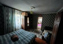 Buzovnada həyət evi satılır