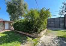 Buzovnada həyət evi satılır