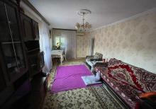 Buzovnada həyət evi satılır