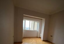 Köhnə Günəşlidə 3 otaqlı Tam Əşyalı, əla mənzil