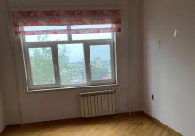 Köhnə Günəşlidə 3 otaqlı Tam Əşyalı, əla mənzil