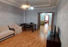 120 m2  3 otaqlı təmirli mənzil kirayə verilir
