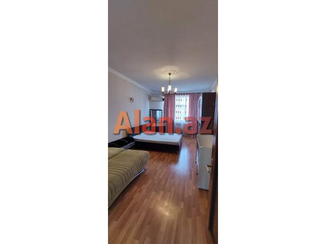 120 m2 3 otaqlı təmirli mənzil kirayə verilir