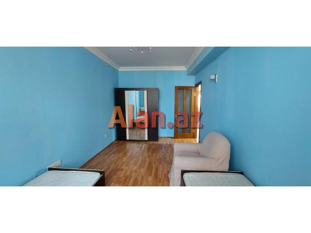 120 m2 3 otaqlı təmirli mənzil kirayə verilir