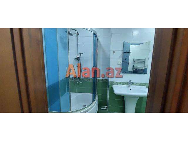 120 m2 3 otaqlı təmirli mənzil kirayə verilir