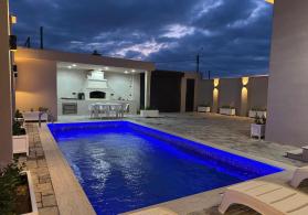 Novxanıda bağ evi satılır