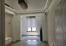 Neftçilər parkının yanında 2 otaqlı əla mənzil