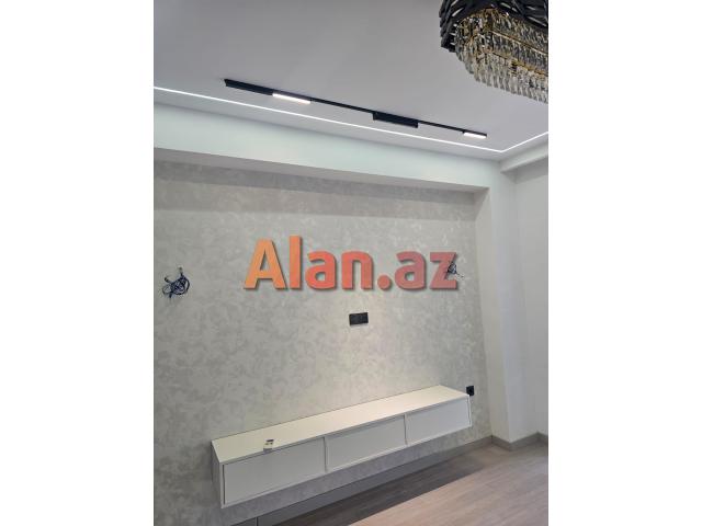 Neftçilər parkının yanında 2 otaqlı əla mənzil