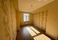 Gəncə Prospektində 3 otaqlı əla mənzil