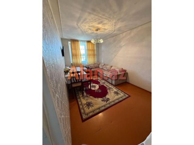 Bakıxanovda qanuni 5 otaqlı mənzil