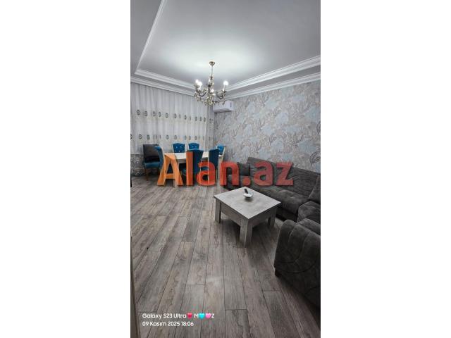 Yeni Günəşlidə V massivində 3 otaqlı əla mənzil