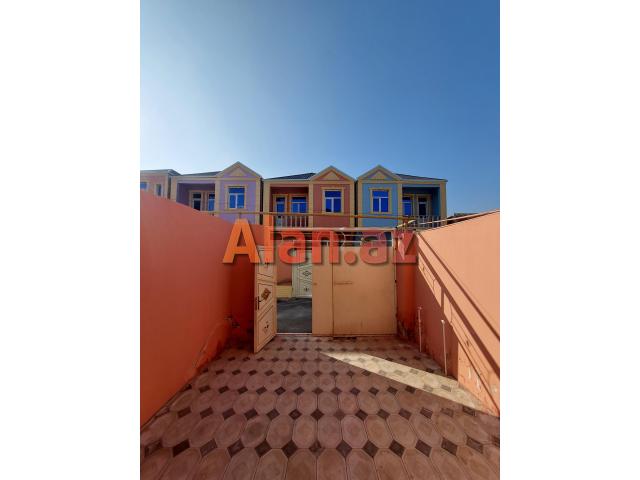 2 mərtəbə   3 otaq  h/evi  satışda