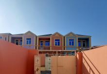 2 mərtəbə   3 otaq  h/evi  satışda